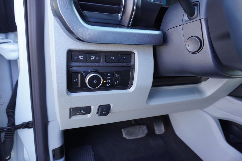 2024 Ford SUPER DUTY F-350 LIMITED - 22935837 - 32