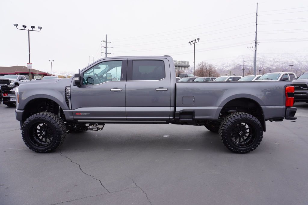 2024 Ford SUPER DUTY F-350 LIMITED FX4 - 22778357 - 6