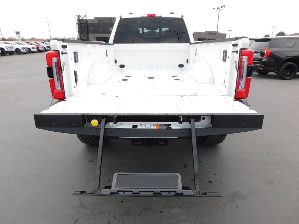 2024 Ford SUPER DUTY F-350 PLATINUM - 22757726 - 10