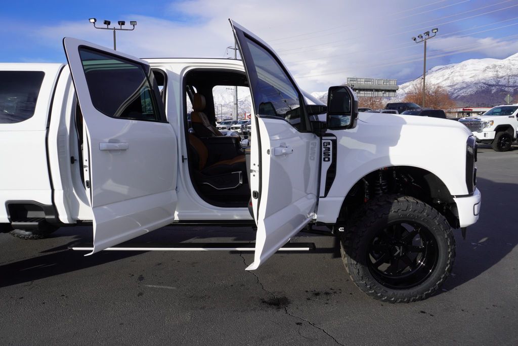 2024 Ford SUPER DUTY F-350 PLATINUM - 22777160 - 29