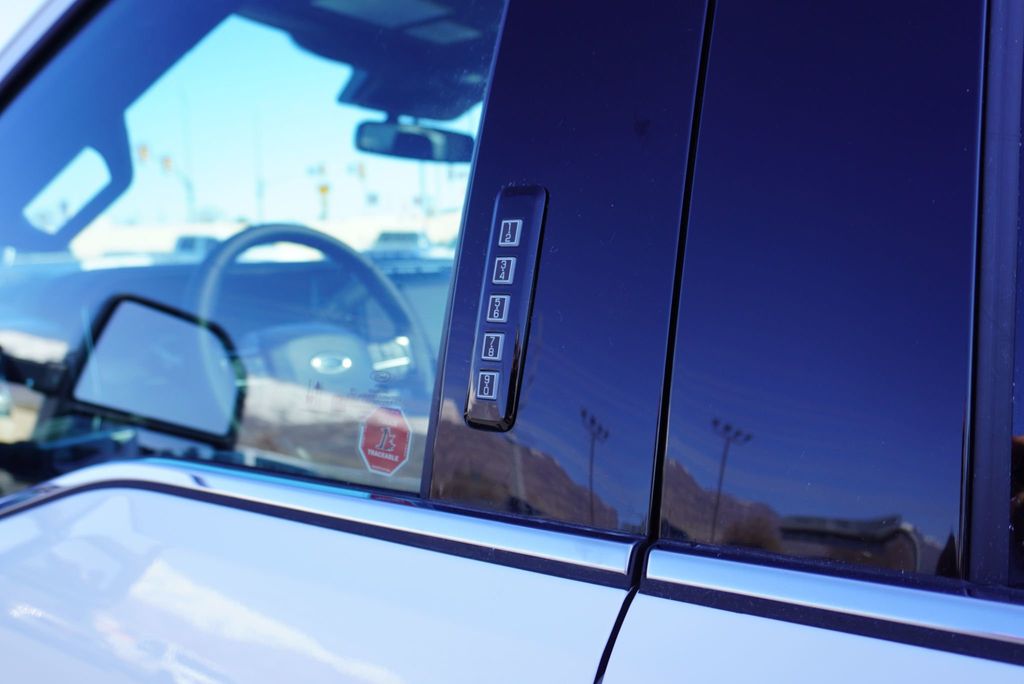 2024 Ford F-350 Platinum photo 20