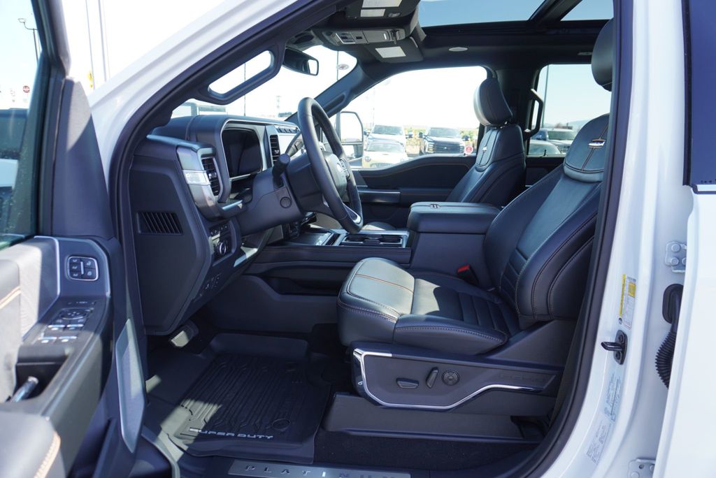 2024 Ford F-350 Platinum photo 21