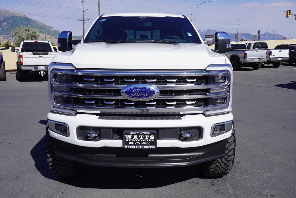 2024 Ford F-350 Platinum photo 4