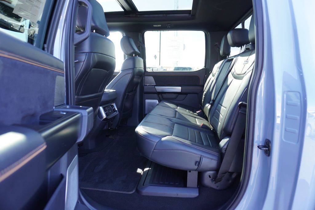 2024 Ford SUPER DUTY F-350 PLATINUM - 22987816 - 26