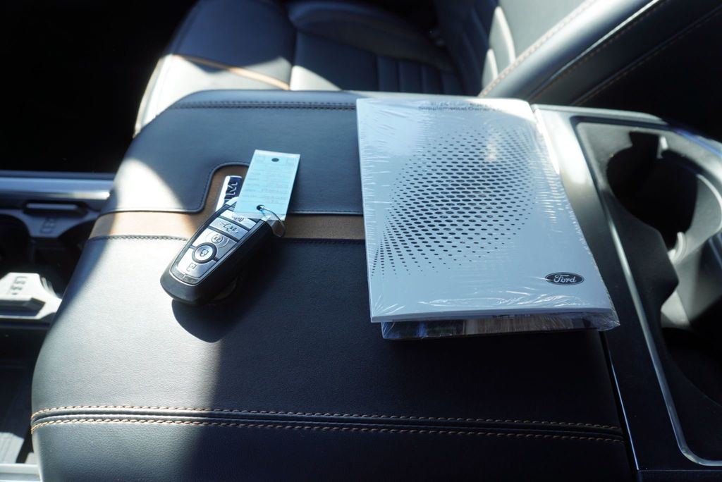 2024 Ford SUPER DUTY F-350 PLATINUM - 22987816 - 55