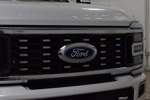 2024 Ford Super Duty F-350 DRW Limited 4WD Crew Cab 8' Box - 22938094 - 10