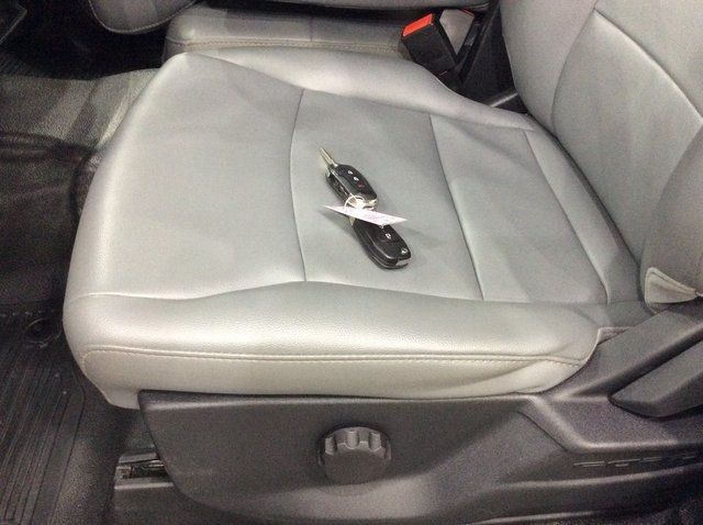 2024 Ford Super Duty F-350 DRW XL 4WD Crew Cab 8' Box - 22965705 - 11