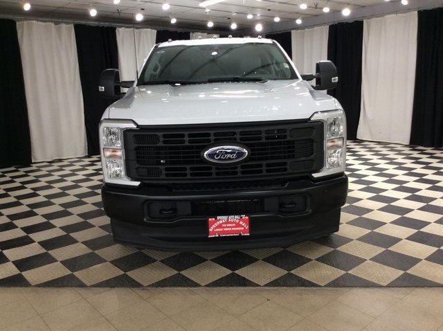 2024 Ford Super Duty F-350 DRW XL 4WD Crew Cab 8' Box - 22965705 - 1