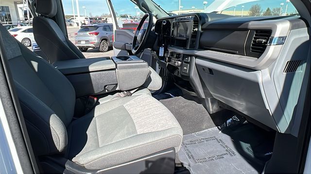 2024 Ford Super Duty F-350 DRW XLT 4WD Crew Cab 8' Box - 22980851 - 14