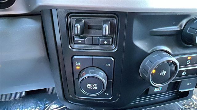 2024 Ford Super Duty F-350 DRW XLT 4WD Crew Cab 8' Box - 22980851 - 27
