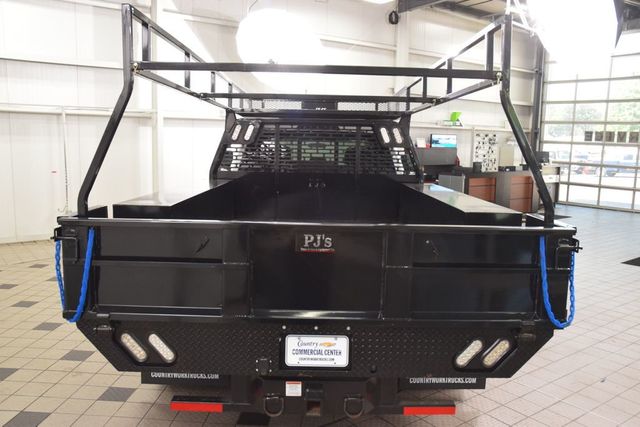 2024 Ford Super Duty F-350 DRW Cab-Chassis F350 CREW * POWERSTROKE * PJ'S CONCRETE BODY * LIKE NEW! - 23029382 - 3