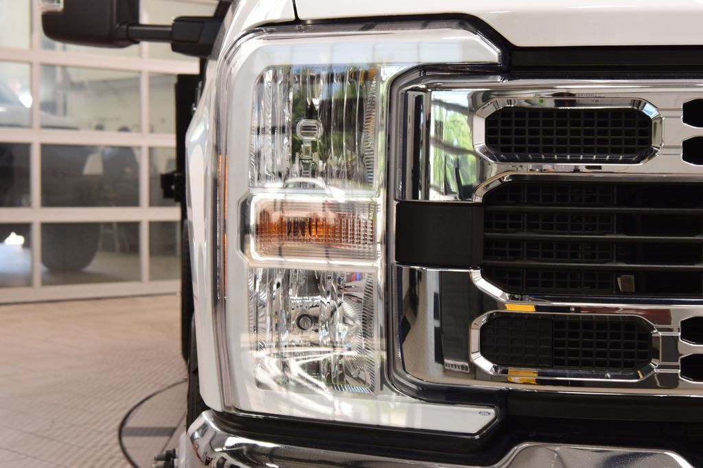 2024 Ford Super Duty F-350 DRW Cab-Chassis F350 CREW * POWERSTROKE * PJ'S CONCRETE BODY * LIKE NEW! - 23029382 - 5