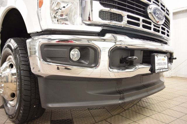 2024 Ford F-350 XL photo 10