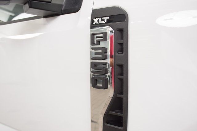 2024 Ford F-350 XL photo 12