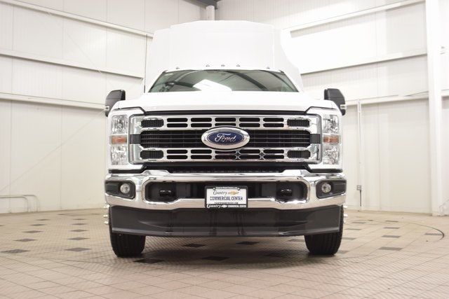 2024 Ford F-350 XL photo 2