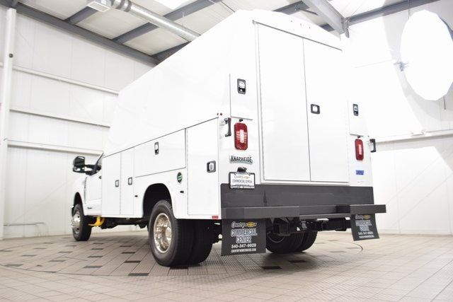 2024 Ford F-350 XL photo 5