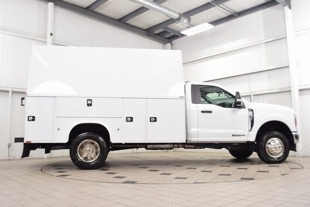 2024 Ford F-350 XL photo 8