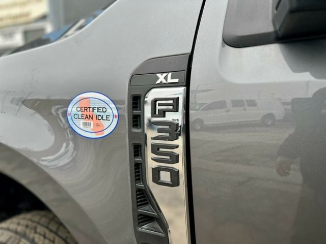 2024 Ford Super Duty F-350 DRW Cab-Chassis SUPER DUTY - 22989970 - 9