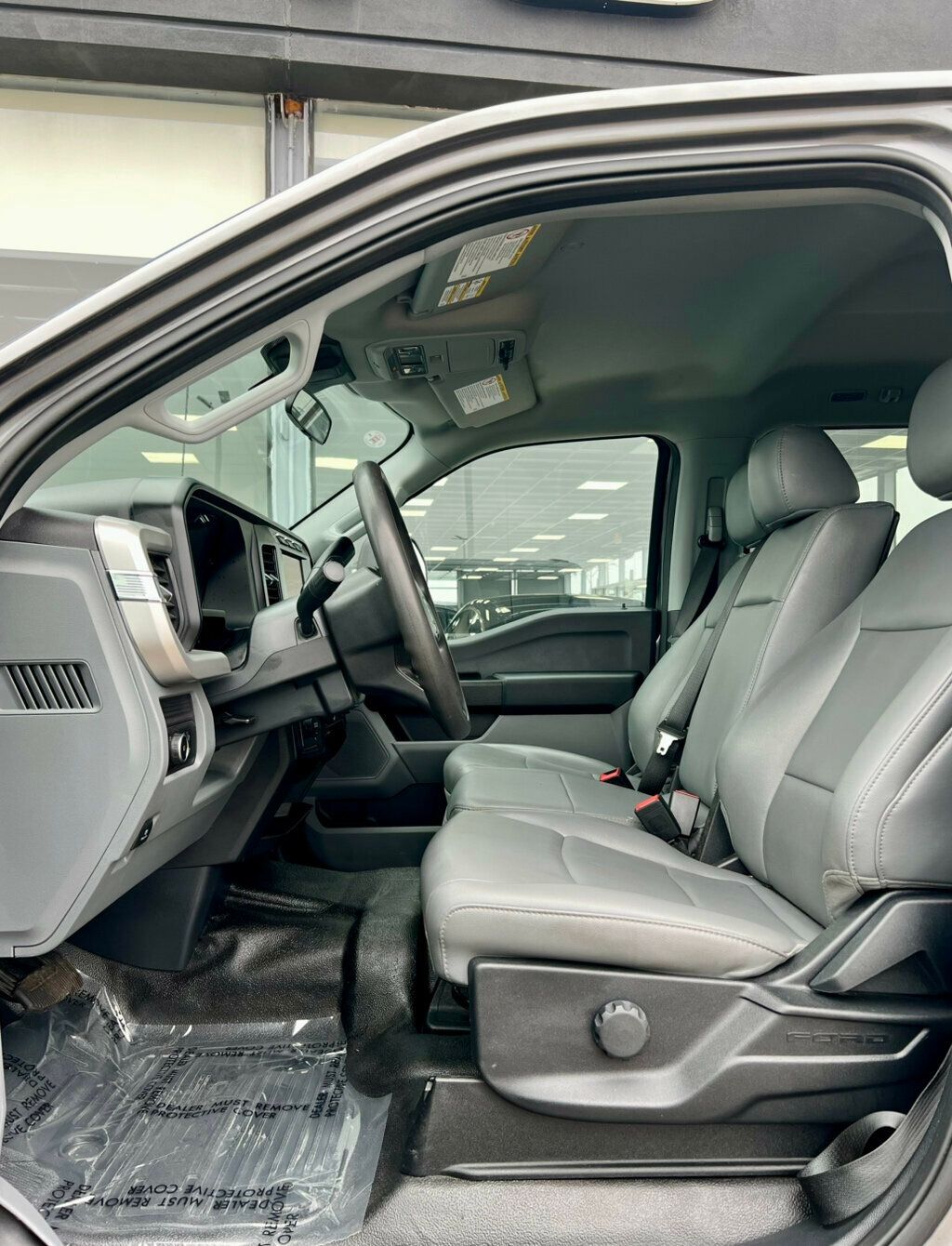 2024 Ford Super Duty F-350 DRW Cab-Chassis SUPER DUTY - 22989970 - 15