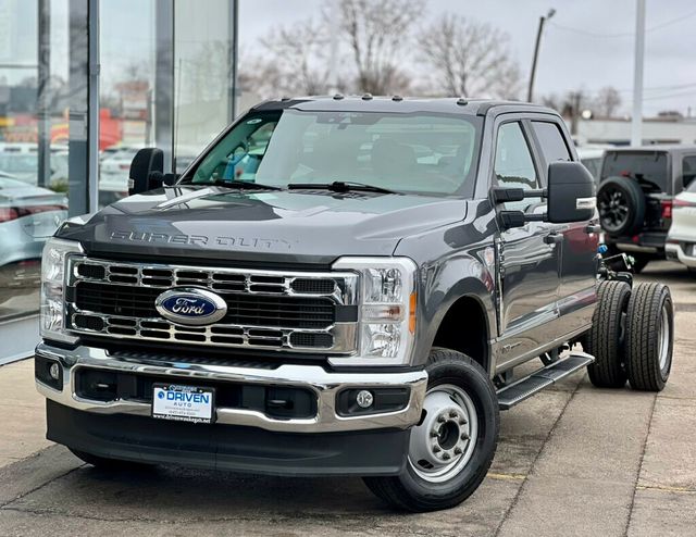 2024 Ford Super Duty F-350 DRW Cab-Chassis SUPER DUTY - 22989970 - 30