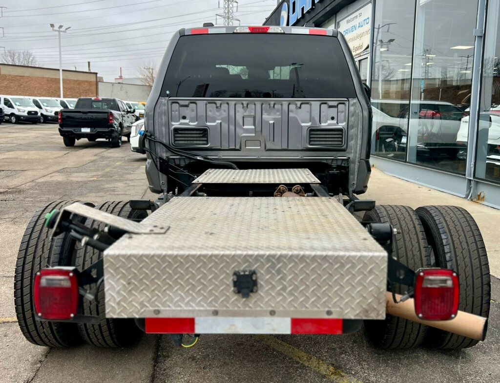 2024 Ford Super Duty F-350 DRW Cab-Chassis SUPER DUTY - 22989970 - 33