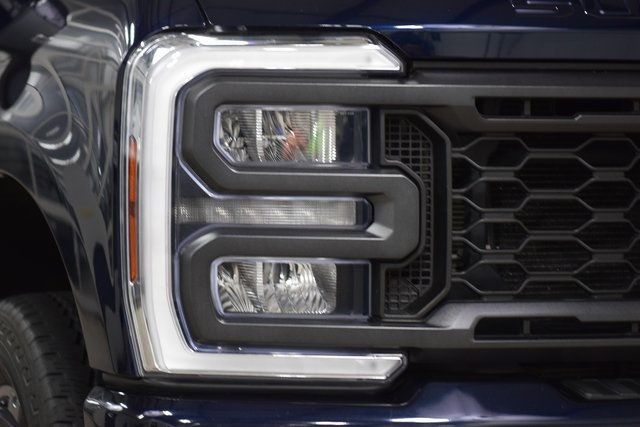 2024 Ford Super Duty F-350 SRW Lariat - 22937138 - 11