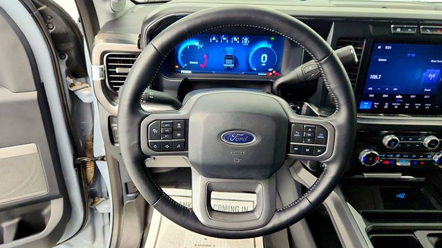 2024 Ford Super Duty F-350 SRW LARIAT 4WD Crew Cab 6.75' Box - 23015750 - 11