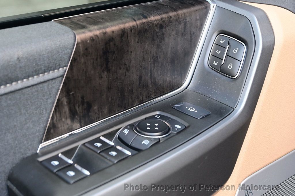 2024 Ford Super Duty F-350 SRW LARIAT 4WD Crew Cab 6.75' Box - 22934271 - 26