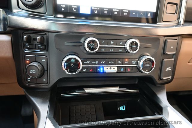 2024 Ford Super Duty F-350 SRW LARIAT 4WD Crew Cab 6.75' Box - 22934271 - 45