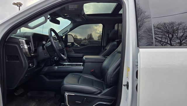 2024 Ford Super Duty F-350 SRW Lariat Ultimate Sport FX4 Lifted - 22997523 - 13