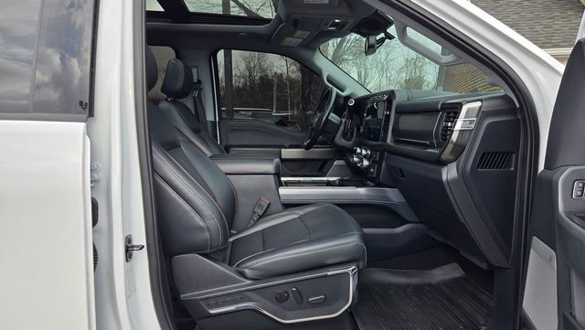 2024 Ford Super Duty F-350 SRW Lariat Ultimate Sport FX4 Lifted - 22997523 - 26