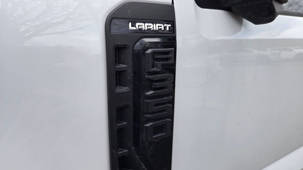 2024 Ford Super Duty F-350 SRW Lariat Ultimate Sport FX4 Lifted - 22997523 - 8