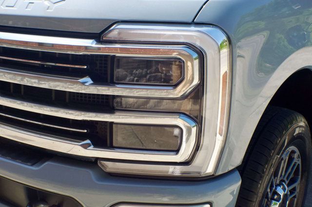 2024 Ford Super Duty F-350 SRW Local Trade/Limited/Heated&Cooled Massaging Seats/Pano Roof/NAV - 23012906 - 9