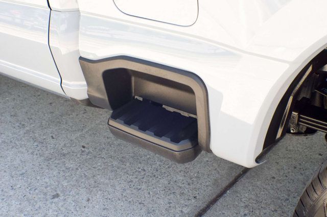 2024 Ford Super Duty F-350 SRW Local Trade/Limited/Heated&Cooled Massaging Seats/Pano Roof/NAV - 23012906 - 12