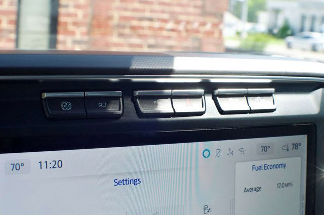 2024 Ford Super Duty F-350 SRW Local Trade/Limited/Heated&Cooled Massaging Seats/Pano Roof/NAV - 23012906 - 32