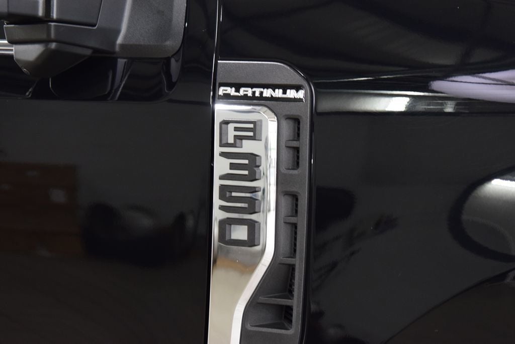 2024 Ford Super Duty F-350 SRW Platinum FX4 - 23081669 - 12