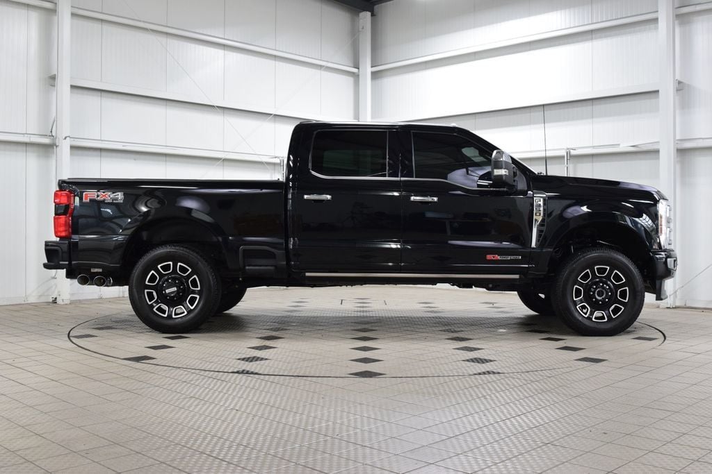2024 Ford Super Duty F-350 SRW Platinum FX4 - 23081669 - 7