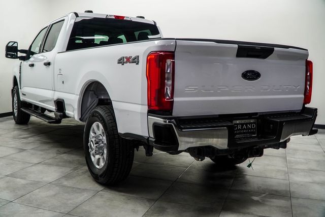 2024 Ford Super Duty F-350 SRW XLT - 22954694 - 10