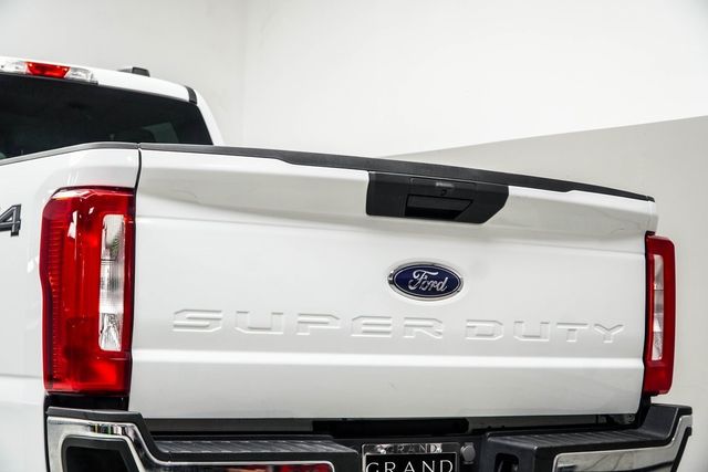 2024 Ford Super Duty F-350 SRW XLT - 22951382 - 12