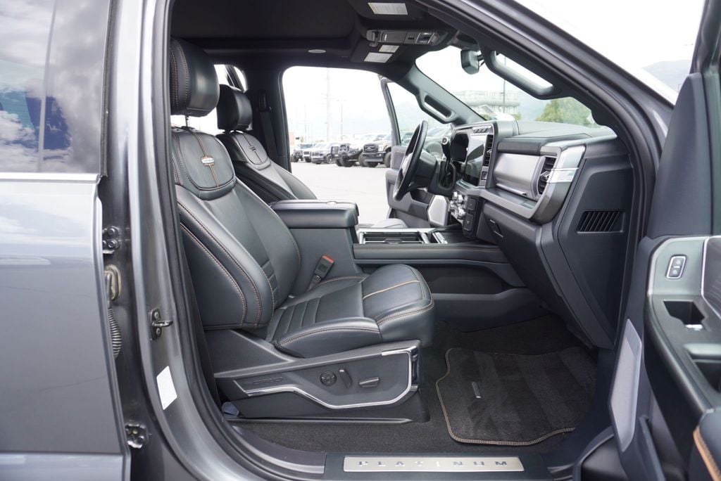 2024 Ford SUPER DUTY F-450 PLATINUM - 23053809 - 25