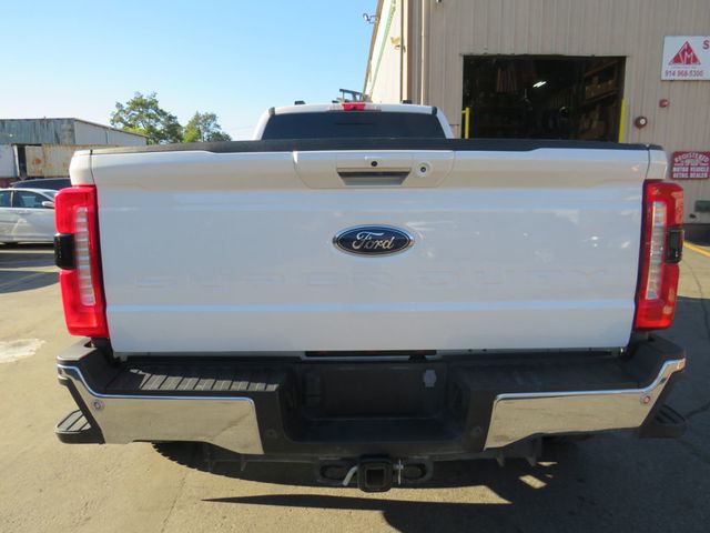 2024 Ford Super Duty F-450 DRW LARIAT 4WD Crew Cab 8' Box - 22917161 - 5