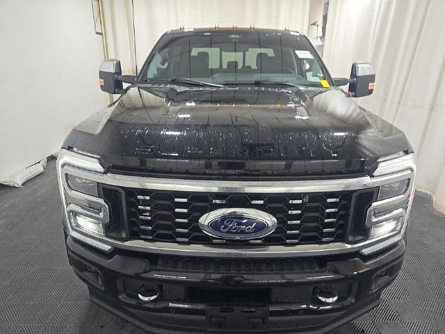 2024 Ford Super Duty F-450 DRW Limited 4WD Crew Cab 8' Box - 23092383 - 2