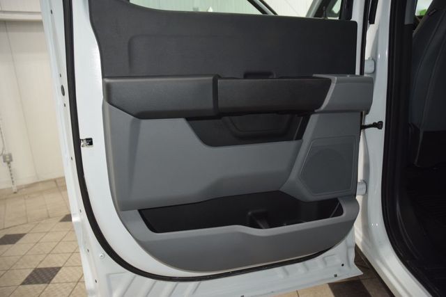 2024 Ford Super Duty F-450 DRW Cab-Chassis F450 CREW 4X4 * POWERSTROKE * 12' DUMP W/ REMOVABLE SIDES - 23008241 - 30