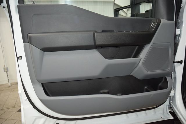 2024 Ford Super Duty F-450 DRW Cab-Chassis F450 CREW 4X4 * POWERSTROKE * 12' DUMP W/ REMOVABLE SIDES - 23008241 - 32