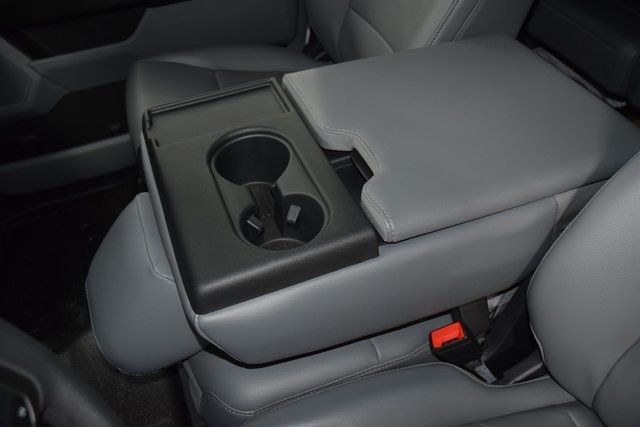 2024 Ford Super Duty F-450 DRW Cab-Chassis F450 CREW 4X4 * POWERSTROKE * NEW 12' LANDSCAPE DUMP - 22965678 - 31