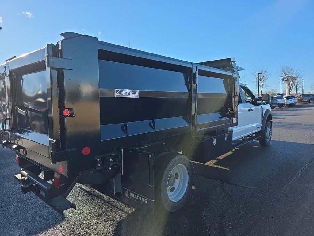 2024 Ford Super Duty F-450 DRW Cab-Chassis XL - 22965678 - 2