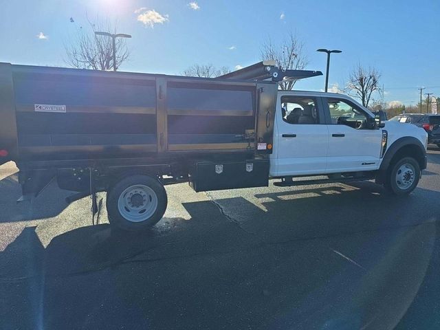 2024 Ford Super Duty F-450 DRW Cab-Chassis XL - 22965678 - 5