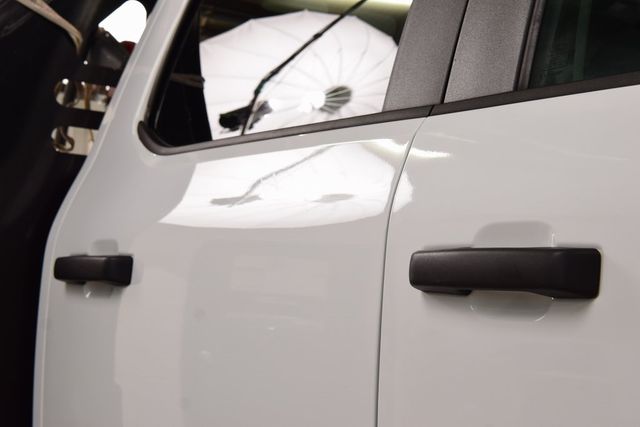 2024 Ford Super Duty F-550 DRW F550 CREW 4X4 * POWERSTROKE * CONCRETE BODY W/ AUX TANK - 22987555 - 11