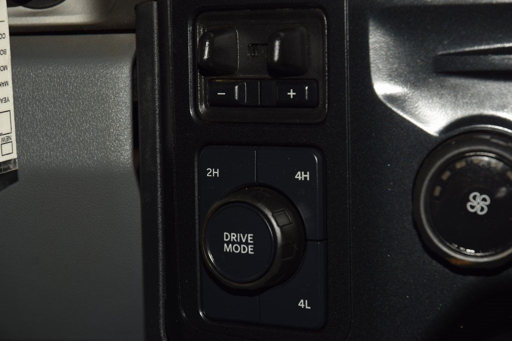 2024 Ford Super Duty F-550 DRW F550 CREW 4X4 * POWERSTROKE * CONCRETE BODY W/ AUX TANK - 22987555 - 24