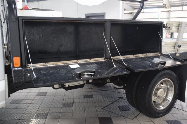 2024 Ford Super Duty F-550 DRW F550 CREW 4X4 * POWERSTROKE * CONCRETE BODY W/ AUX TANK - 22987555 - 40